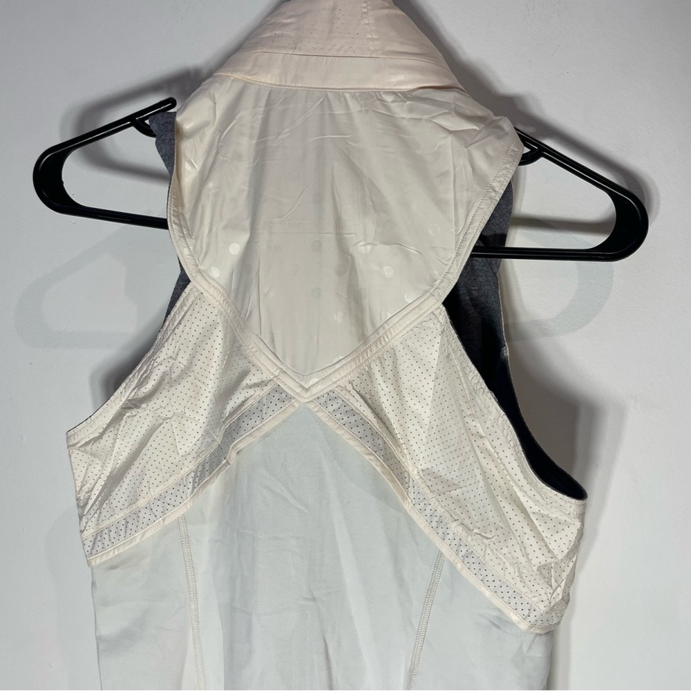 Lululemon Athletica White Zip-Up Vest - Picture 6 of 6